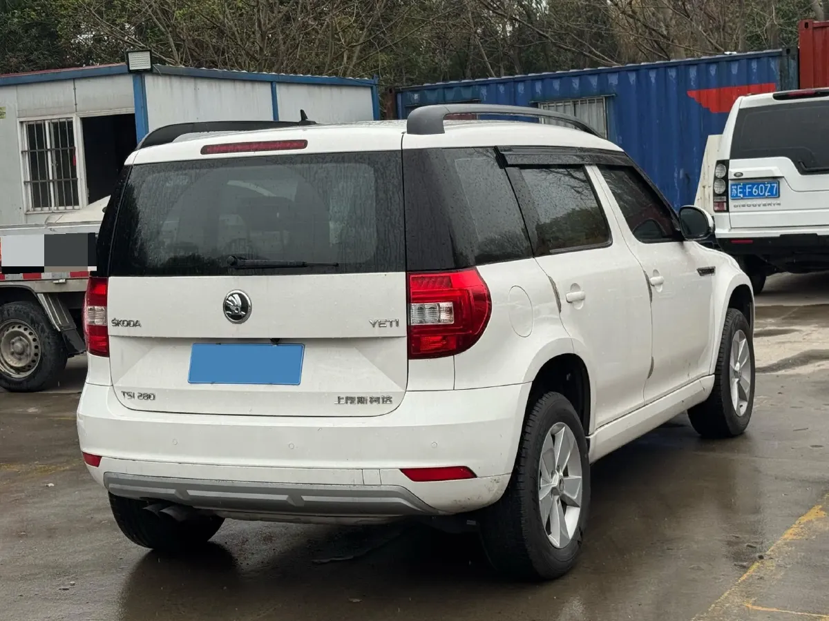 2017 Skoda Yeti 1.4T 150HP L4 7DCT,autocango,china used car exporter,china ev exporter,chinese used car exporter,chinese used ev exporter