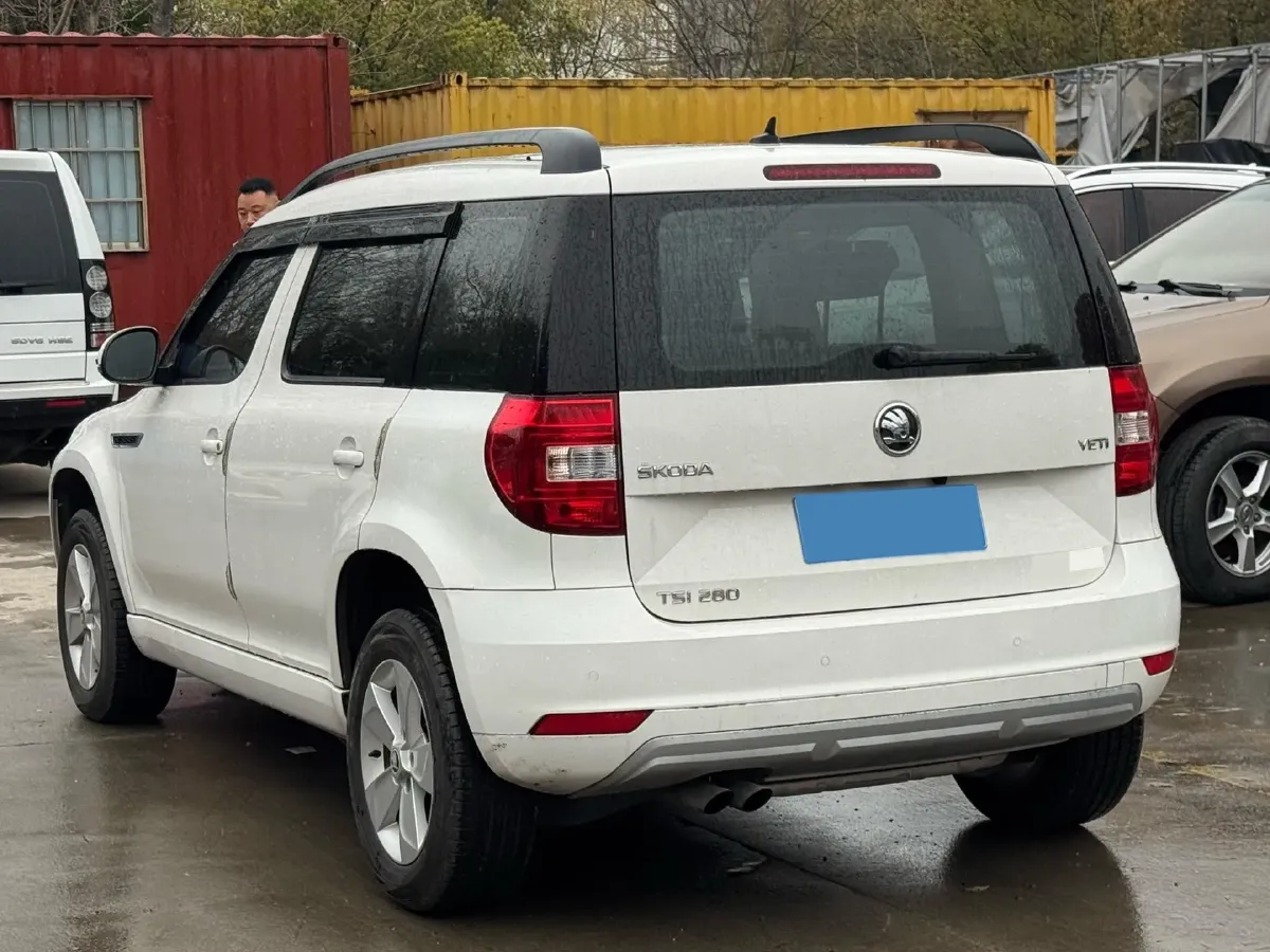 2017 Skoda Yeti 1.4T 150HP L4 7DCT,autocango,china used car exporter,china ev exporter,chinese used car exporter,chinese used ev exporter