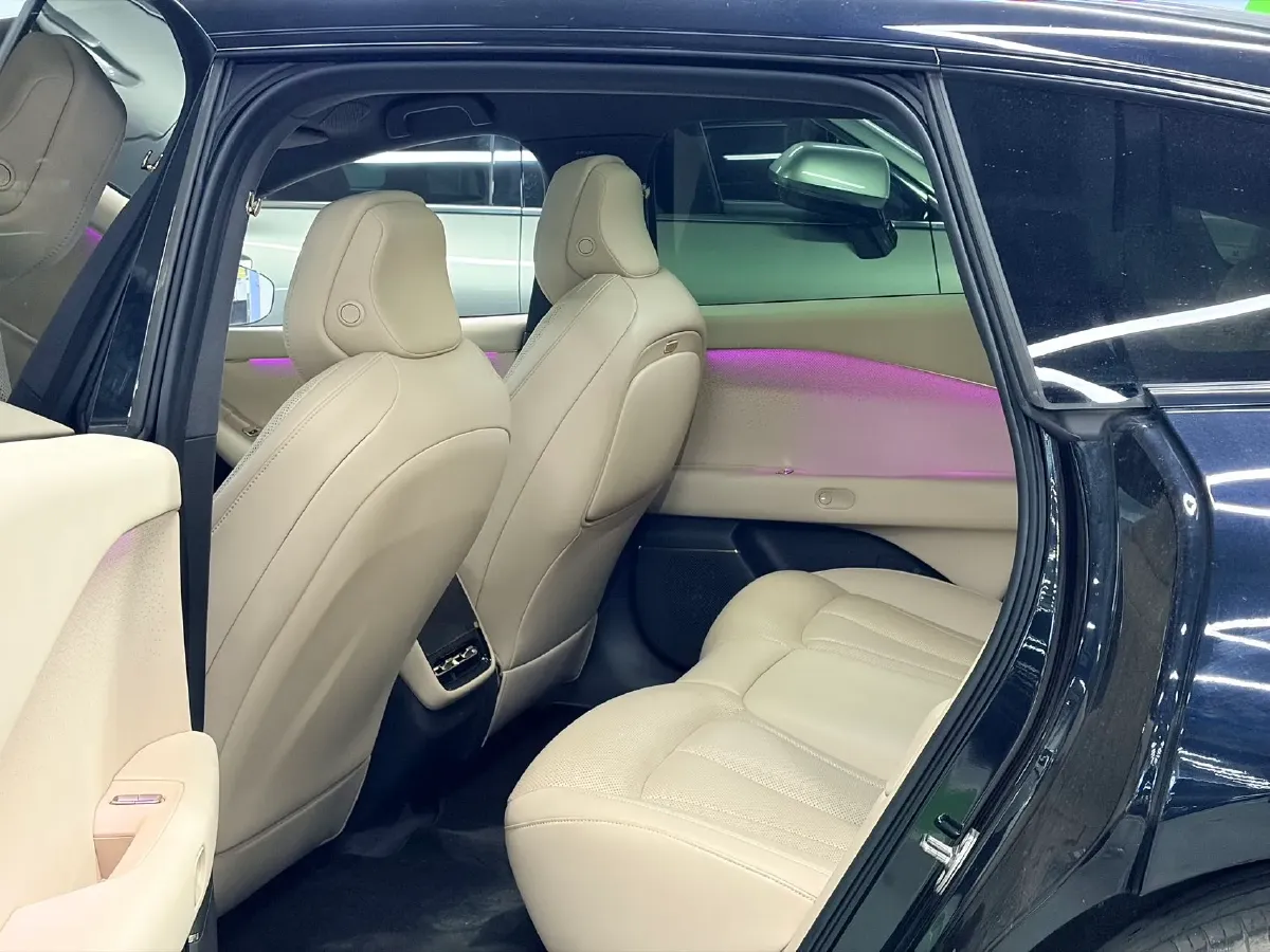 2024 Xpeng P7+ BEV 60.7KWH,autocango,china used car exporter,china ev exporter,chinese used car exporter,chinese used ev exporter