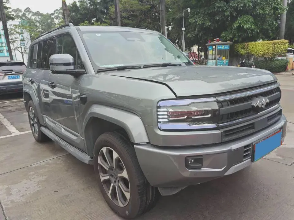 2025 FangChengBao Bao 5 1.5T 194HP L4 E-CVT PHEV 31.8KWH,autocango,china used car exporter,china ev exporter,chinese used car exporter,chinese used ev exporter