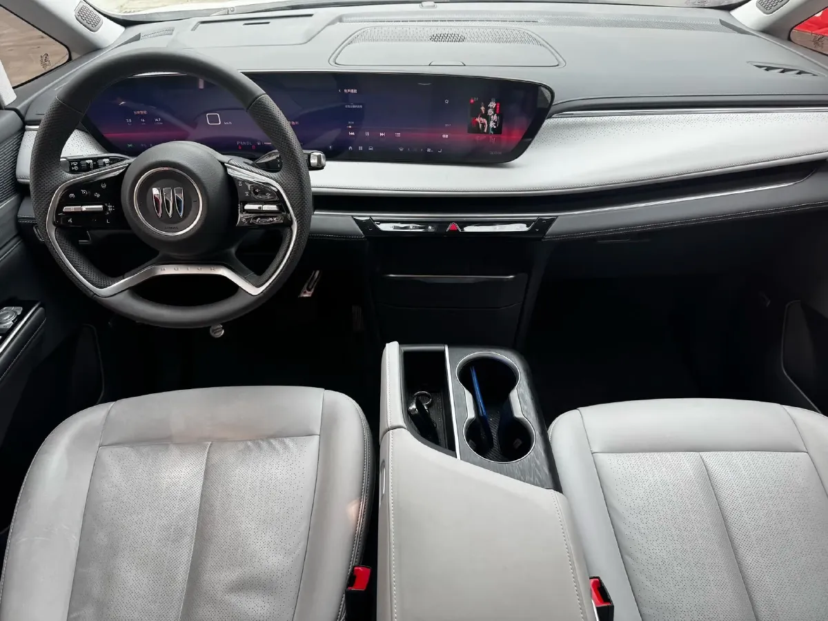 2025 Buick GL8 2.0T 237HP L4 9AT,autocango,china used car exporter,china ev exporter,chinese used car exporter,chinese used ev exporter