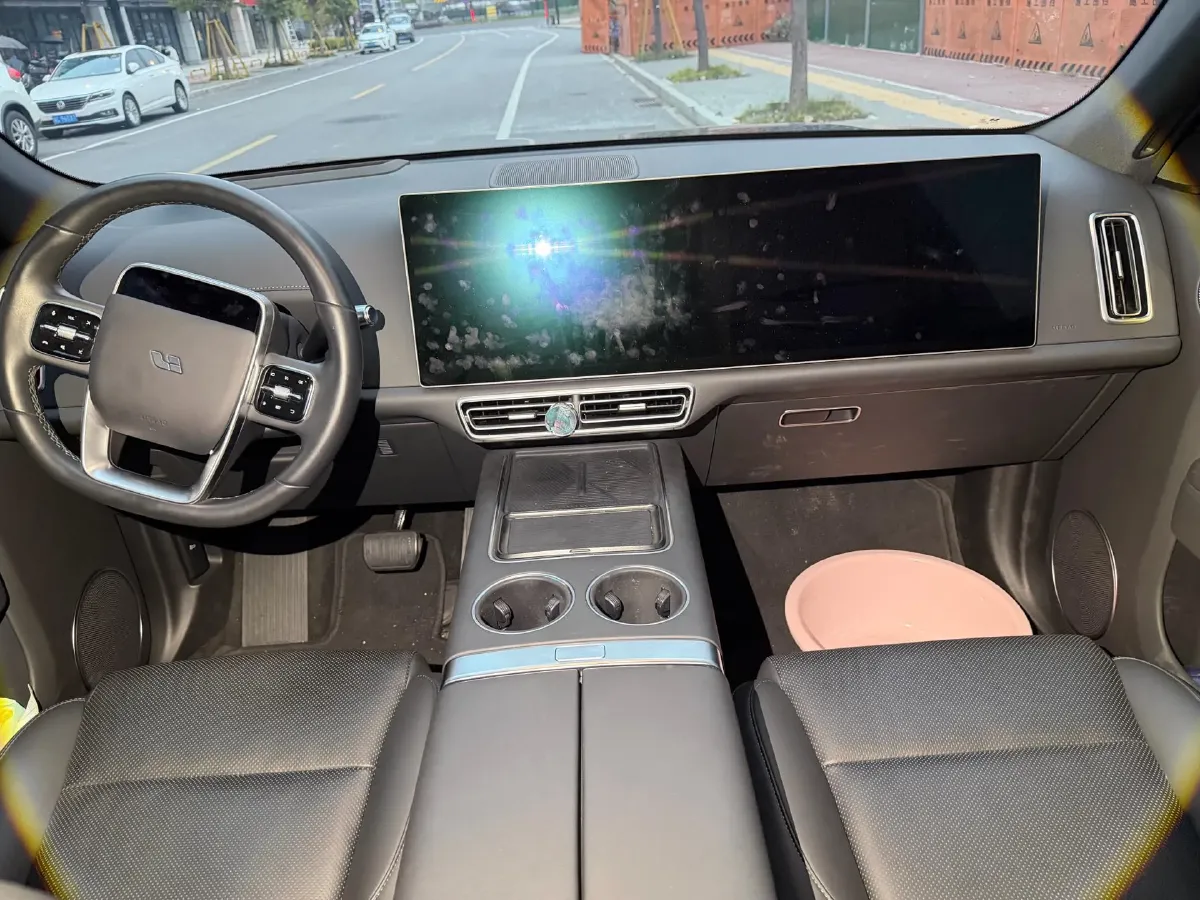 2023 Li L7 Range Extended 154HP REEV 40.9KWH,autocango,china used car exporter,china ev exporter,chinese used car exporter,chinese used ev exporter