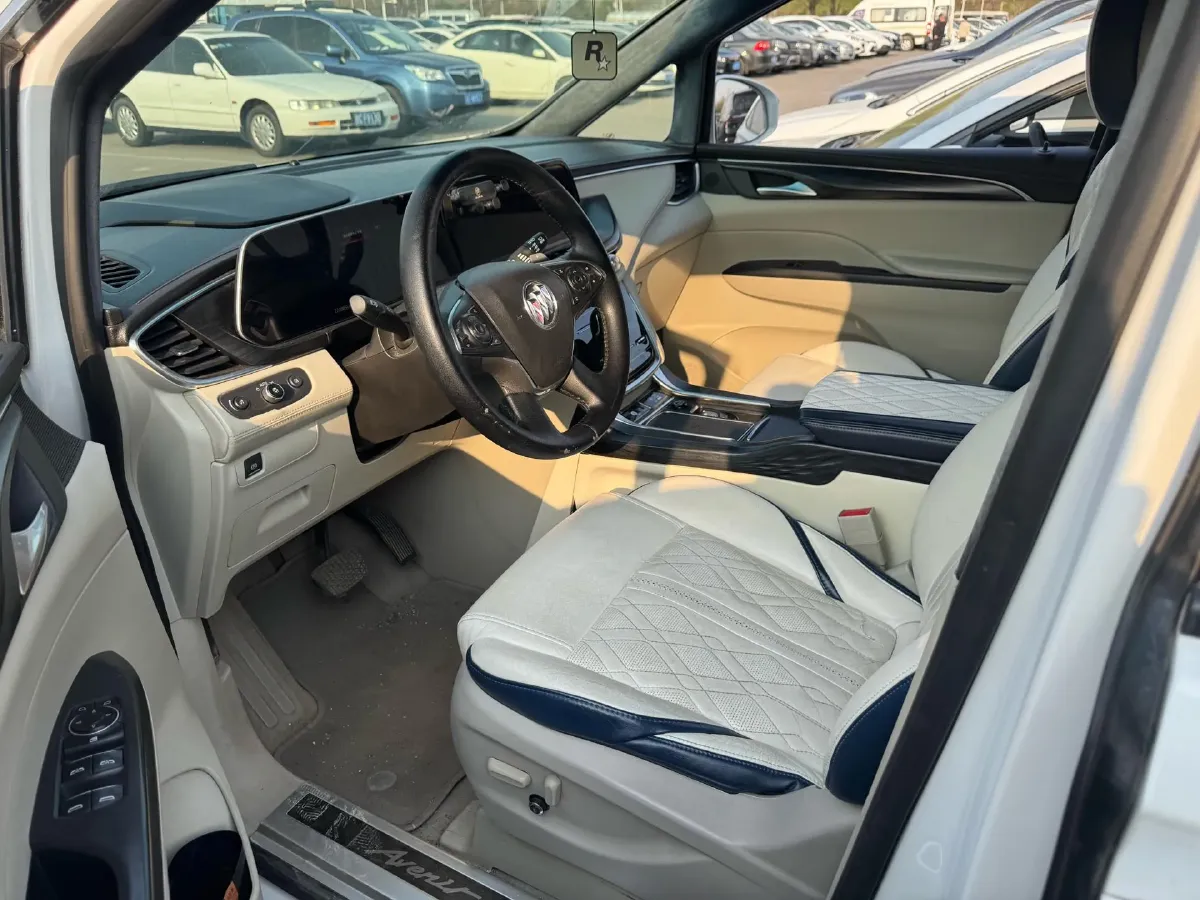 2020 Buick GL8 2.0T 237HP L4 9AT,autocango,china used car exporter,china ev exporter,chinese used car exporter,chinese used ev exporter