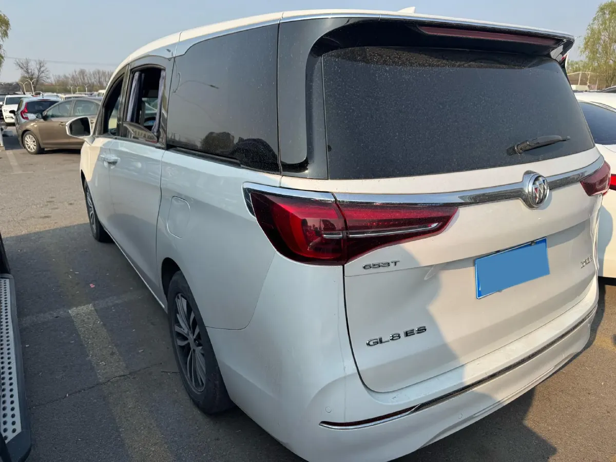 2020 Buick GL8 2.0T 237HP L4 9AT,autocango,china used car exporter,china ev exporter,chinese used car exporter,chinese used ev exporter