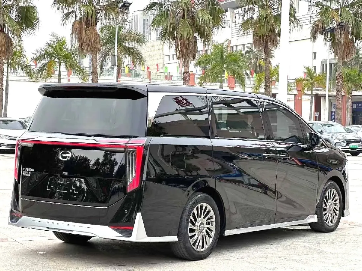 2023 GAC Trumpchi M8 2.0T 252HP L4 8AT,autocango,china used car exporter,china ev exporter,chinese used car exporter,chinese used ev exporter