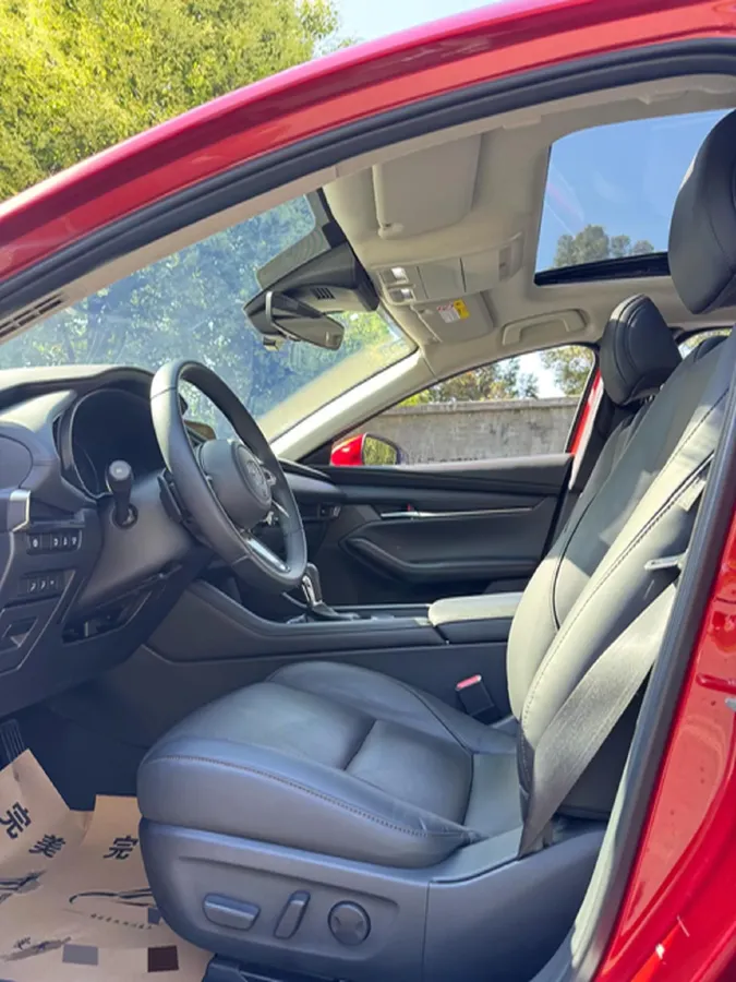2021 Mazda 3 Axela 2.0L 158HP L4 6AT,autocango,china used car exporter,china ev exporter,chinese used car exporter,chinese used ev exporter