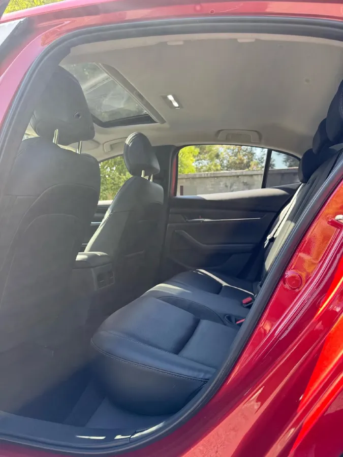 2021 Mazda 3 Axela 2.0L 158HP L4 6AT,autocango,china used car exporter,china ev exporter,chinese used car exporter,chinese used ev exporter