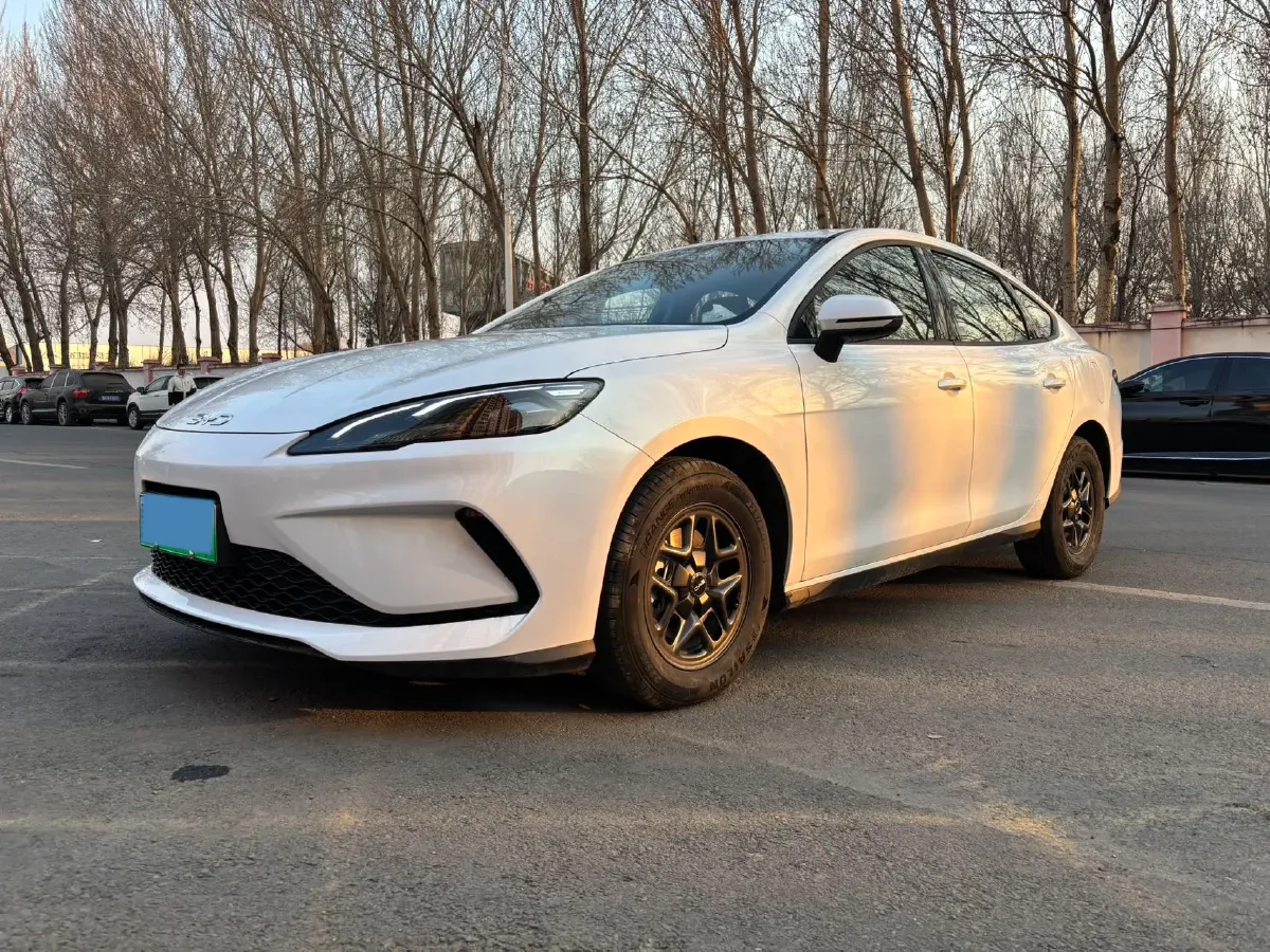 2025 BYD Seal05 DM-i 1.5L 101HP L4 E-CVT PHEV 7.68KWH,autocango,china used car exporter,china ev exporter,chinese used car exporter,chinese used ev exporter