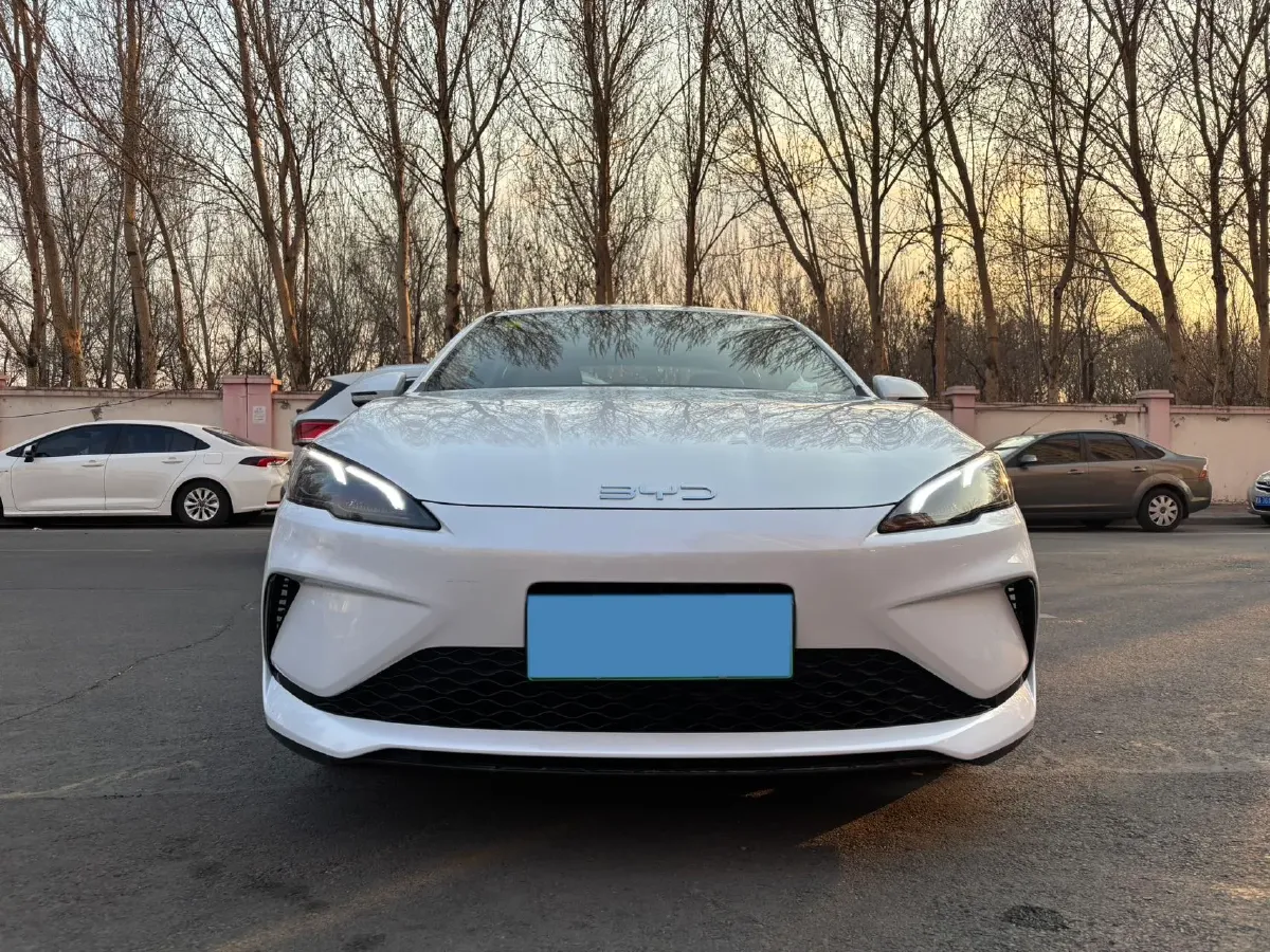 2025 BYD Seal05 DM-i 1.5L 101HP L4 E-CVT PHEV 7.68KWH,autocango,china used car exporter,china ev exporter,chinese used car exporter,chinese used ev exporter