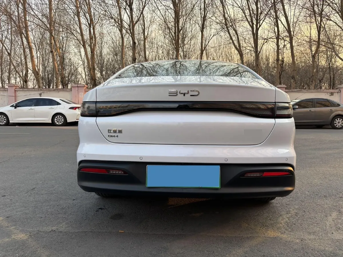 2025 BYD Seal05 DM-i 1.5L 101HP L4 E-CVT PHEV 7.68KWH,autocango,china used car exporter,china ev exporter,chinese used car exporter,chinese used ev exporter