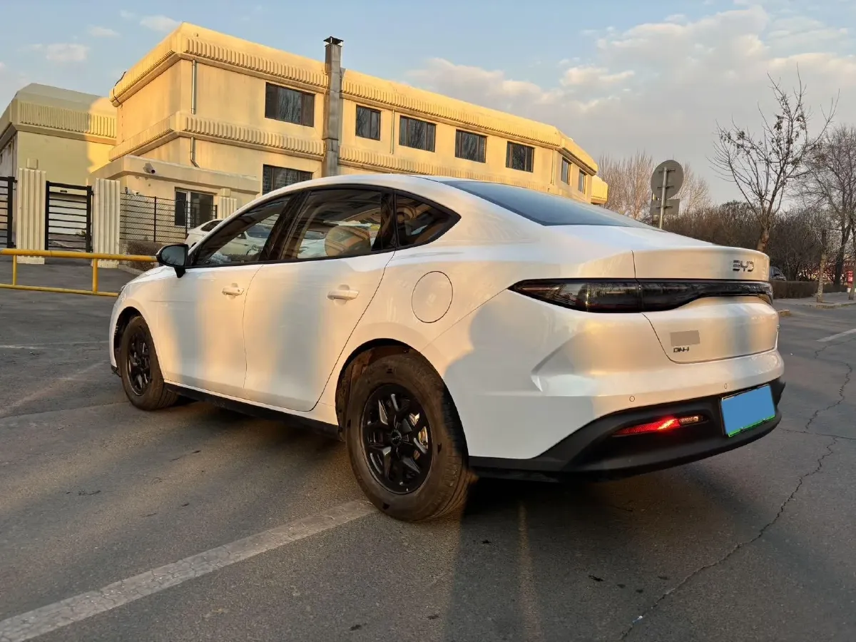 2025 BYD Seal05 DM-i 1.5L 101HP L4 E-CVT PHEV 7.68KWH,autocango,china used car exporter,china ev exporter,chinese used car exporter,chinese used ev exporter