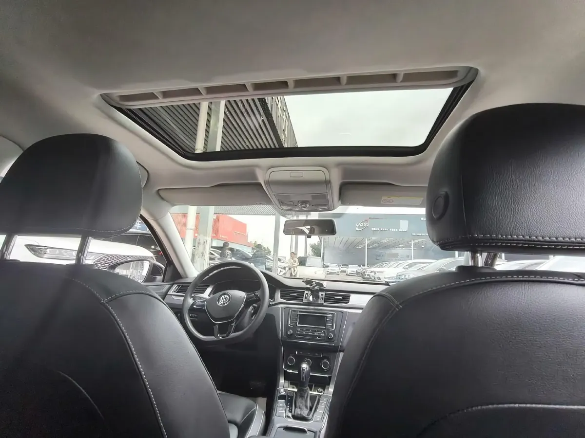 2017 Volkswagen Passat 1.4T 150HP L4 7DCT,autocango,china used car exporter,china ev exporter,chinese used car exporter,chinese used ev exporter