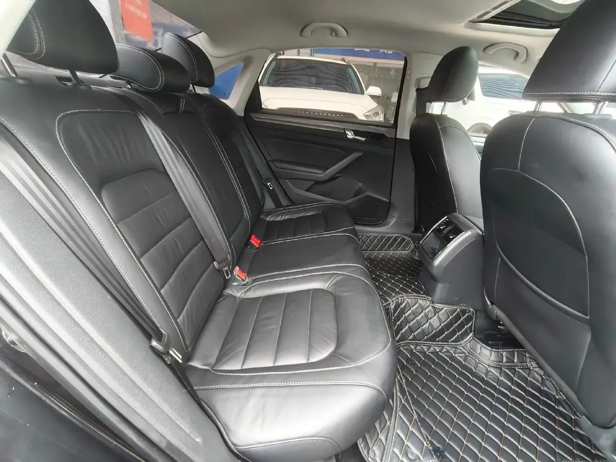 2017 Volkswagen Passat 1.4T 150HP L4 7DCT,autocango,china used car exporter,china ev exporter,chinese used car exporter,chinese used ev exporter