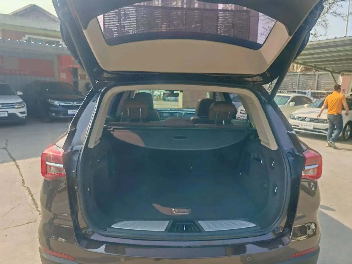 2021 Buick EnvisionPlus 1.5T 169HP L4 7DCT,autocango,china used car exporter,china ev exporter,chinese used car exporter,chinese used ev exporter