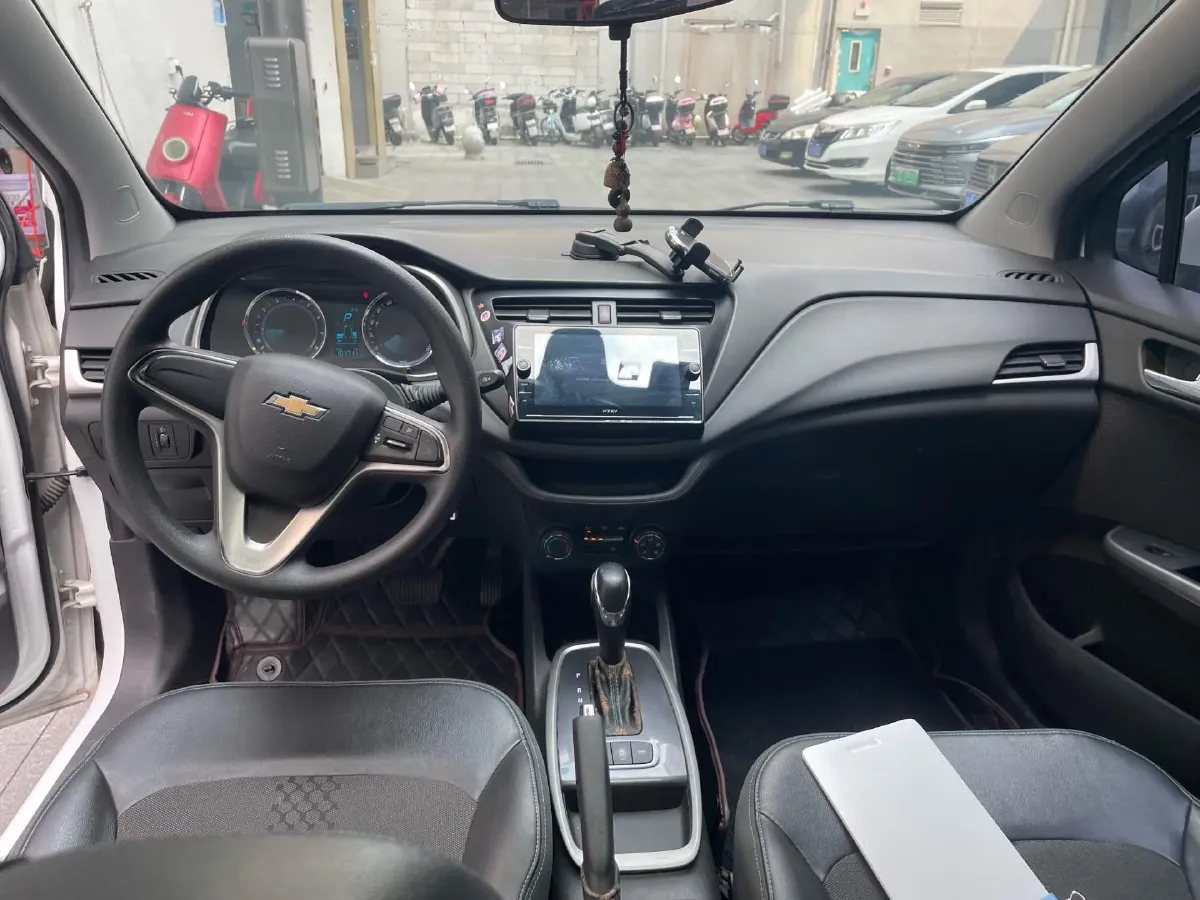 2018 Chevrolet Lova RV 1.5L 113HP L4 4AT,autocango,china used car exporter,china ev exporter,chinese used car exporter,chinese used ev exporter