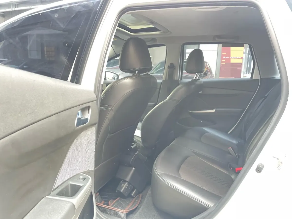 2018 Chevrolet Lova RV 1.5L 113HP L4 4AT,autocango,china used car exporter,china ev exporter,chinese used car exporter,chinese used ev exporter