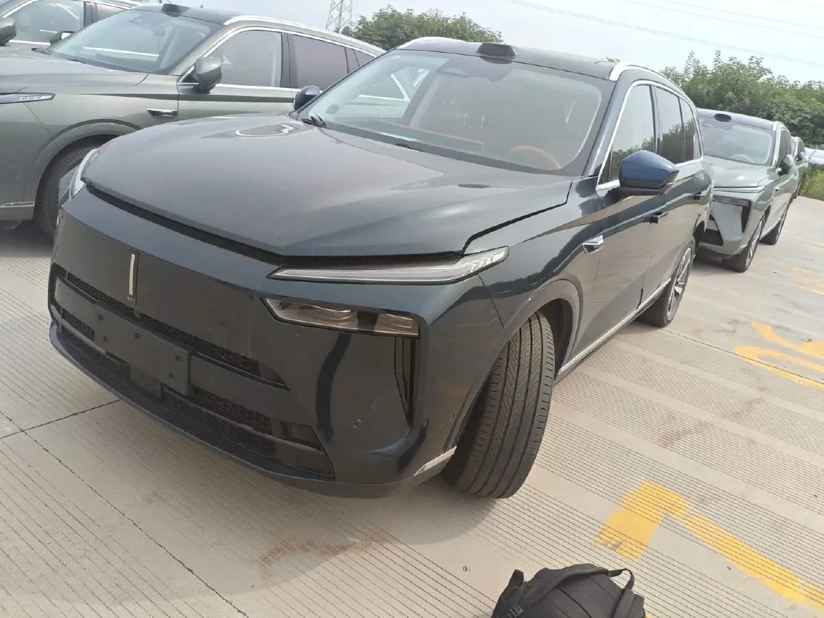 2025 WEY BlueMountain 1.5T 170HP L4 4DHT PHEV 44.5KWH,autocango,china used car exporter,china ev exporter,chinese used car exporter,chinese used ev exporter