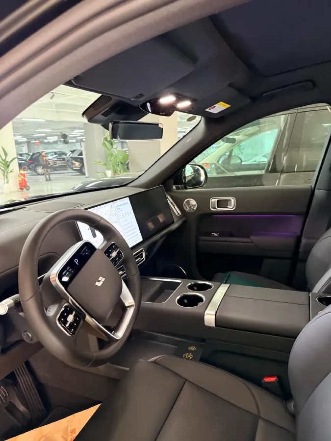 2025 Li L9 Range Extended 154HP REEV,autocango,china used car exporter,china ev exporter,chinese used car exporter,chinese used ev exporter