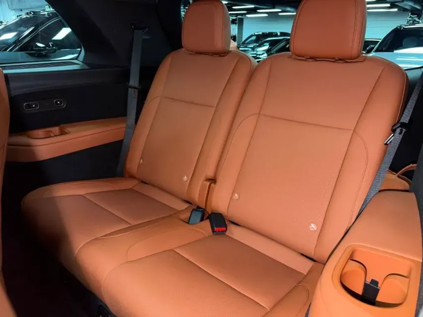 2023 Li L8 Range Extended 154HP REEV 40.9KWH,autocango,china used car exporter,china ev exporter,chinese used car exporter,chinese used ev exporter