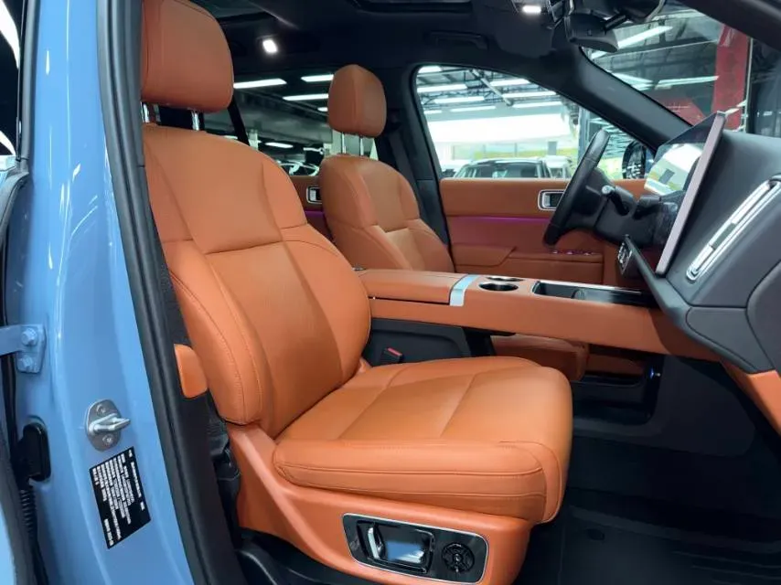 2023 Li L8 Range Extended 154HP REEV 40.9KWH,autocango,china used car exporter,china ev exporter,chinese used car exporter,chinese used ev exporter