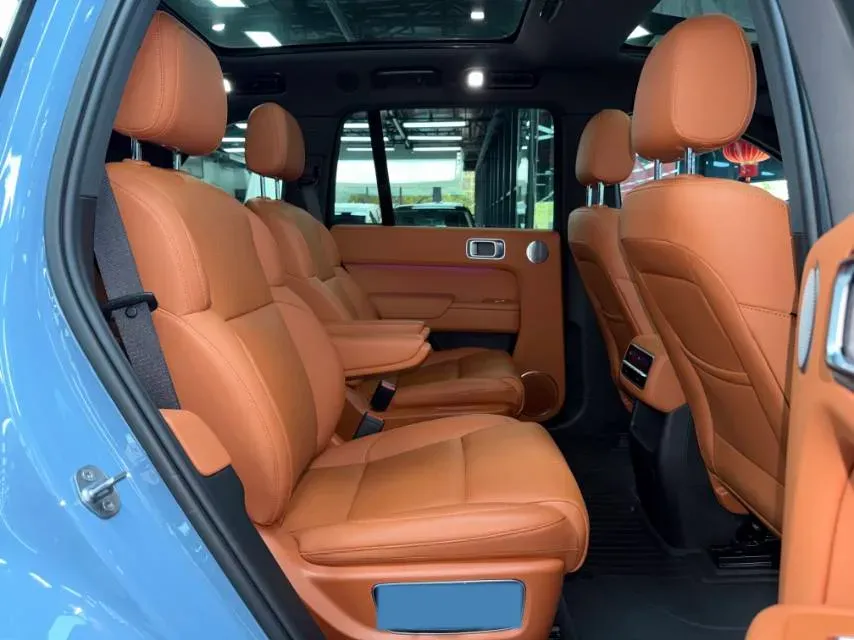 2023 Li L8 Range Extended 154HP REEV 40.9KWH,autocango,china used car exporter,china ev exporter,chinese used car exporter,chinese used ev exporter