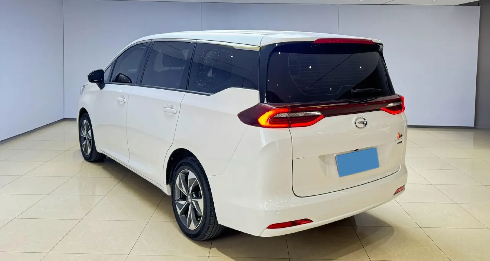 2021 GAC Trumpchi M6 1.5T 169HP L4 7DCT,autocango,china used car exporter,china ev exporter,chinese used car exporter,chinese used ev exporter