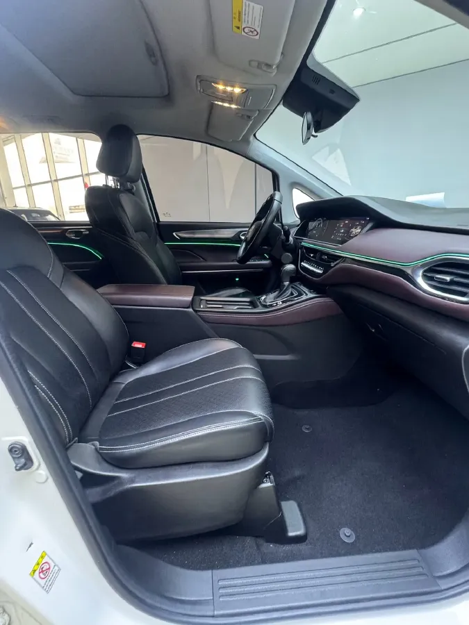 2021 GAC Trumpchi M6 1.5T 169HP L4 7DCT,autocango,china used car exporter,china ev exporter,chinese used car exporter,chinese used ev exporter