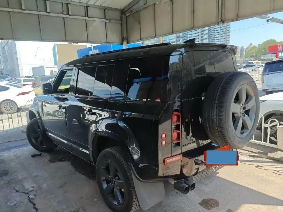 2025 Land Rover Defender 3.0T 400HP L6 8AT,autocango,china used car exporter,china ev exporter,chinese used car exporter,chinese used ev exporter