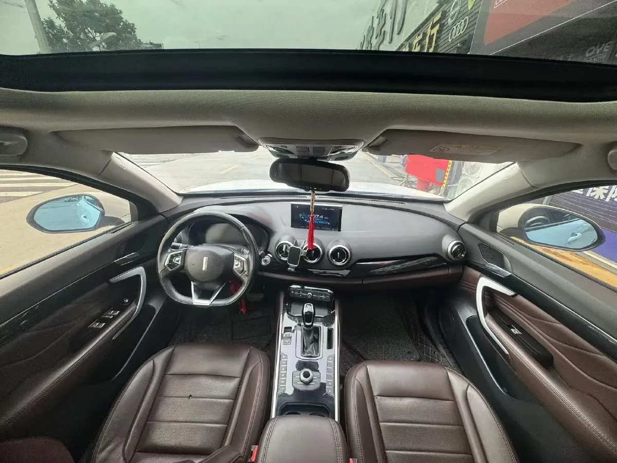 2017 WEY VV7 2.0T 234HP L4 7DCT,autocango,china used car exporter,china ev exporter,chinese used car exporter,chinese used ev exporter