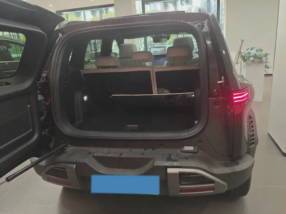 2025 FangChengBao Tai 3 BEV,autocango,china used car exporter,china ev exporter,chinese used car exporter,chinese used ev exporter