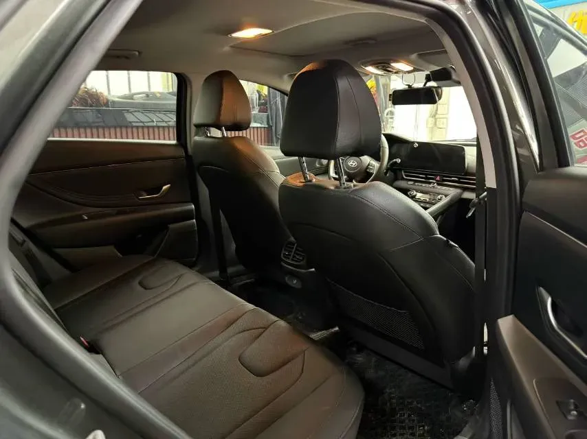 2023 Hyundai Elantra 1.5L 115HP L4 CVT,autocango,china used car exporter,china ev exporter,chinese used car exporter,chinese used ev exporter