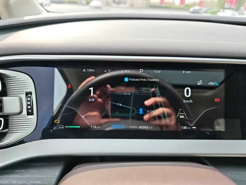 2024 Denza D9 1.5T 139HP L4 E-CVT PHEV 40KWH,autocango,china used car exporter,china ev exporter,chinese used car exporter,chinese used ev exporter