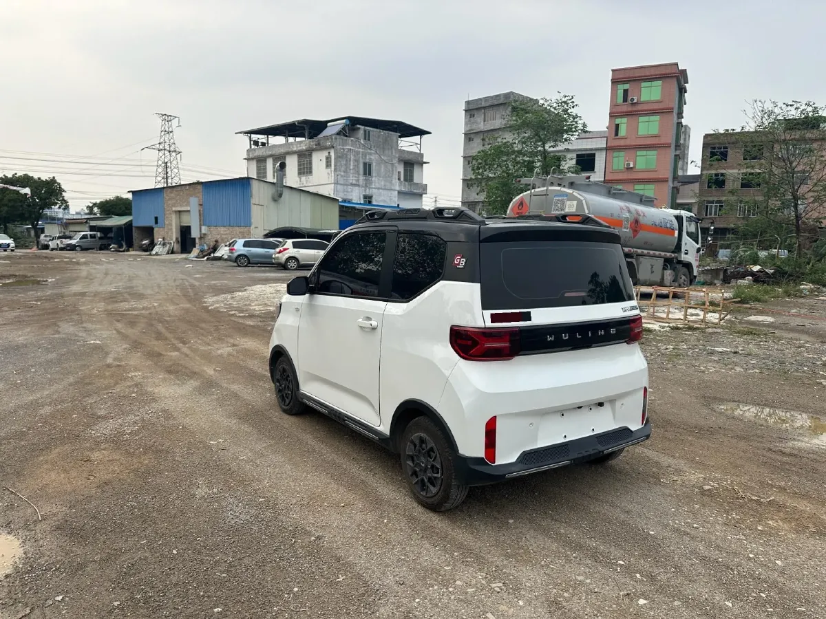 2022 WuLing HongGuang MINI EV BEV 26.5KWH,autocango,china used car exporter,china ev exporter,chinese used car exporter,chinese used ev exporter
