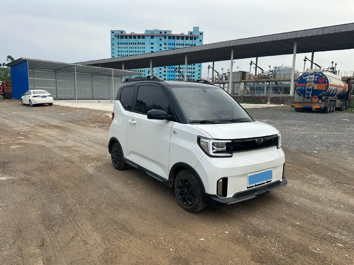 2022 WuLing HongGuang MINI EV BEV 26.5KWH,autocango,china used car exporter,china ev exporter,chinese used car exporter,chinese used ev exporter
