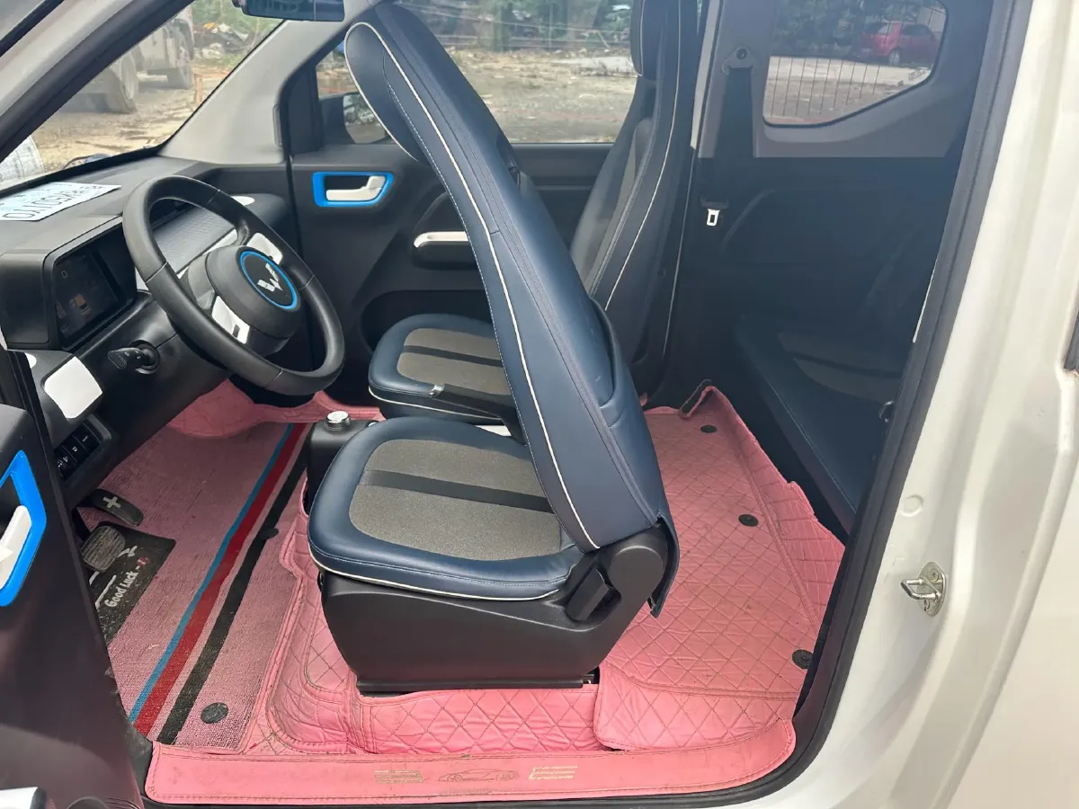 2022 WuLing HongGuang MINI EV BEV 26.5KWH,autocango,china used car exporter,china ev exporter,chinese used car exporter,chinese used ev exporter