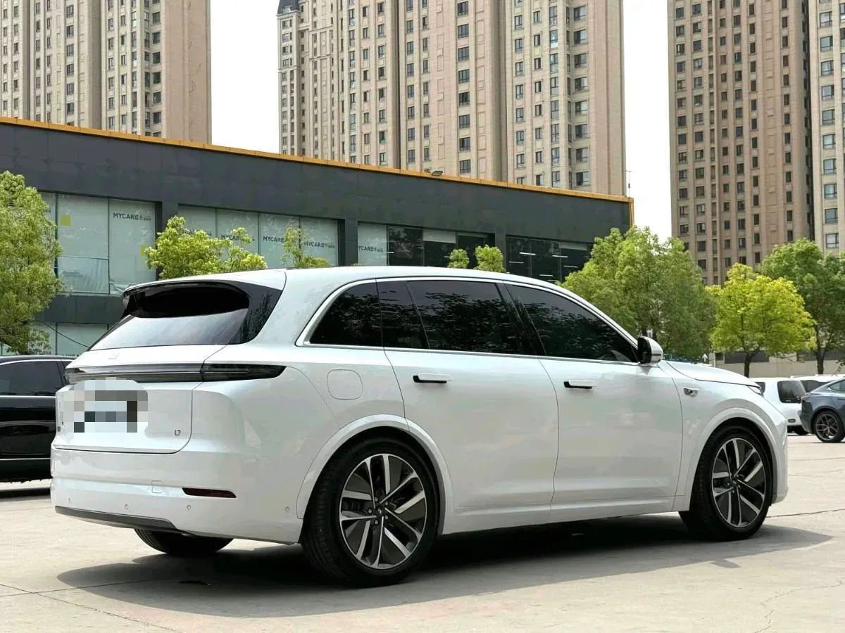 2024 Li L8 Range Extended 154HP REEV 52.3KWH,autocango,china used car exporter,china ev exporter,chinese used car exporter,chinese used ev exporter