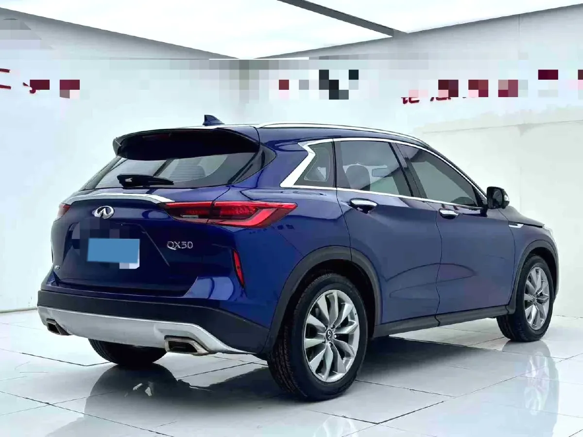 2022 Infiniti QX50 2.0T 261HP L4 CVT,autocango,china used car exporter,china ev exporter,chinese used car exporter,chinese used ev exporter