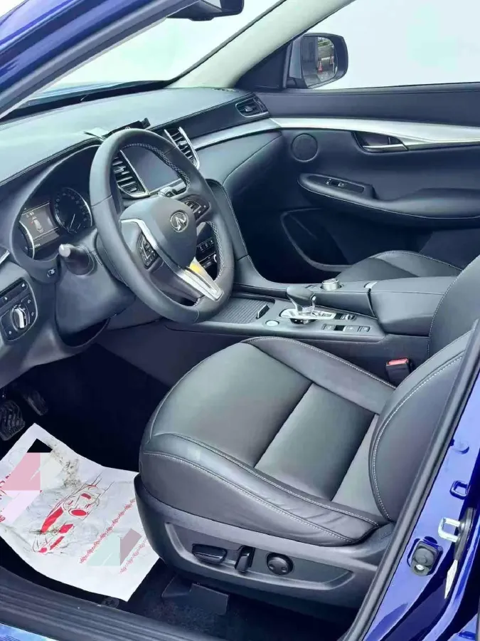 2022 Infiniti QX50 2.0T 261HP L4 CVT,autocango,china used car exporter,china ev exporter,chinese used car exporter,chinese used ev exporter