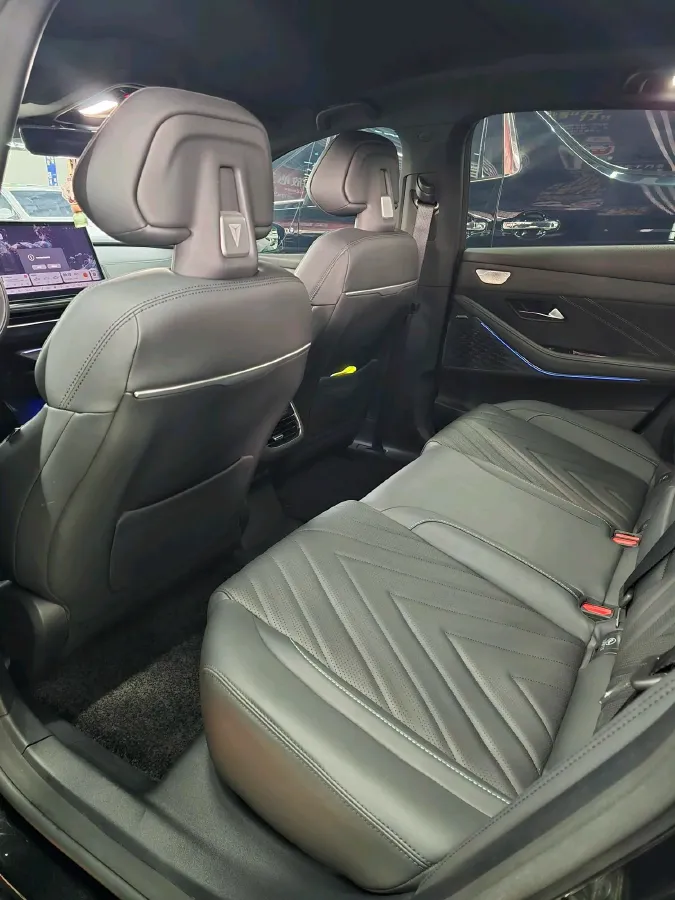 2025 Deepal SL03 BEV 56.1KWH,autocango,china used car exporter,china ev exporter,chinese used car exporter,chinese used ev exporter