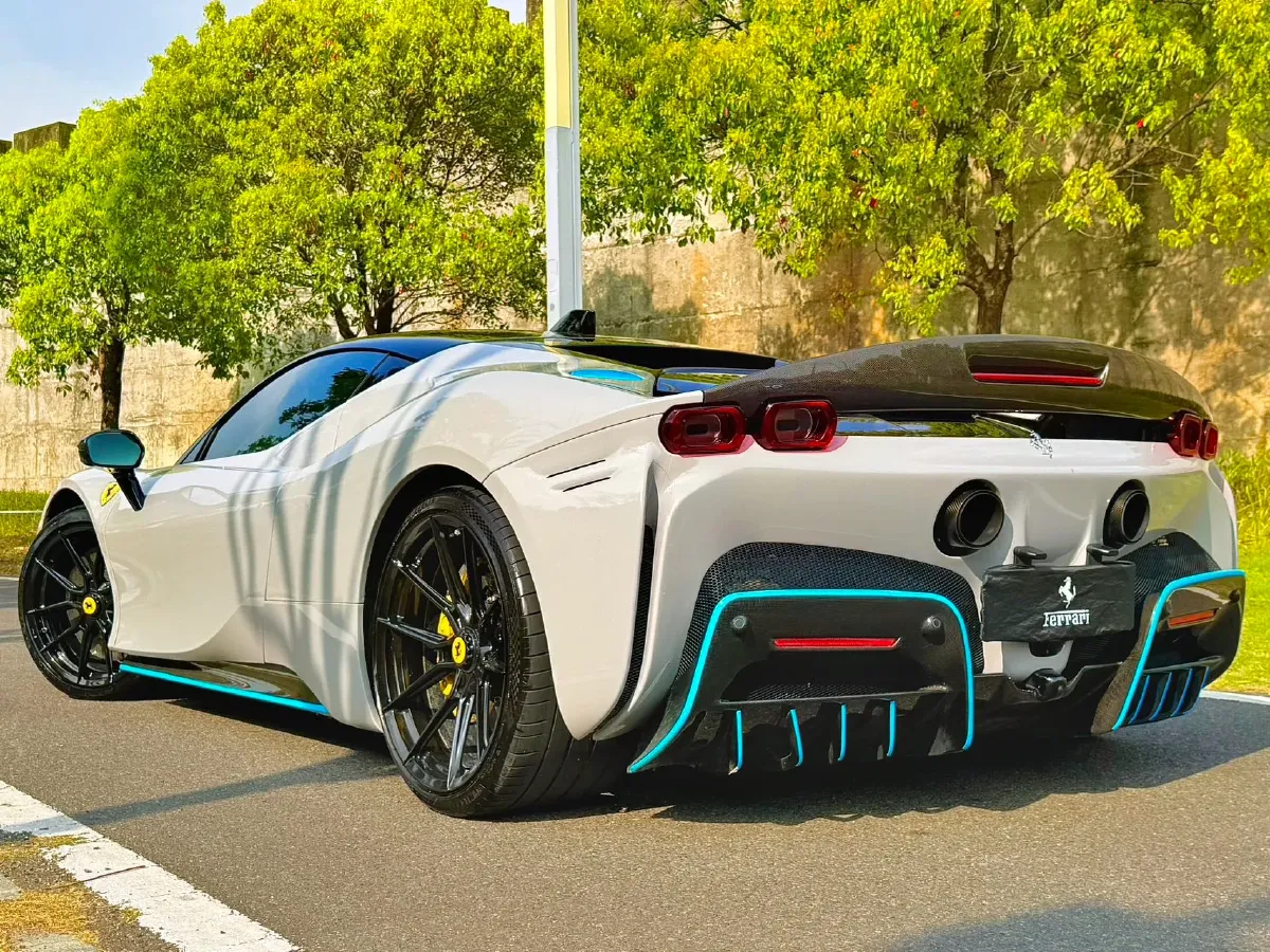 2020 Ferrari SF90 3.9T 781HP V8 8DCT PHEV 7.9KWH,autocango,china used car exporter,china ev exporter,chinese used car exporter,chinese used ev exporter