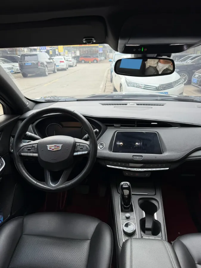 2021 Cadillac XT4 2.0T 237HP L4 9AT,autocango,china used car exporter,china ev exporter,chinese used car exporter,chinese used ev exporter