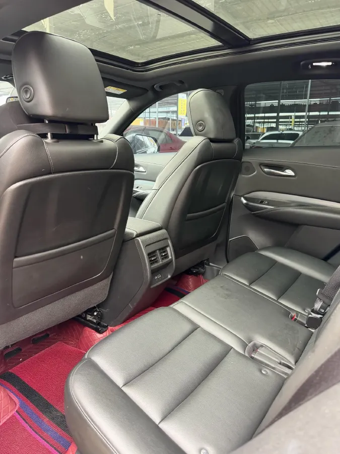 2021 Cadillac XT4 2.0T 237HP L4 9AT,autocango,china used car exporter,china ev exporter,chinese used car exporter,chinese used ev exporter