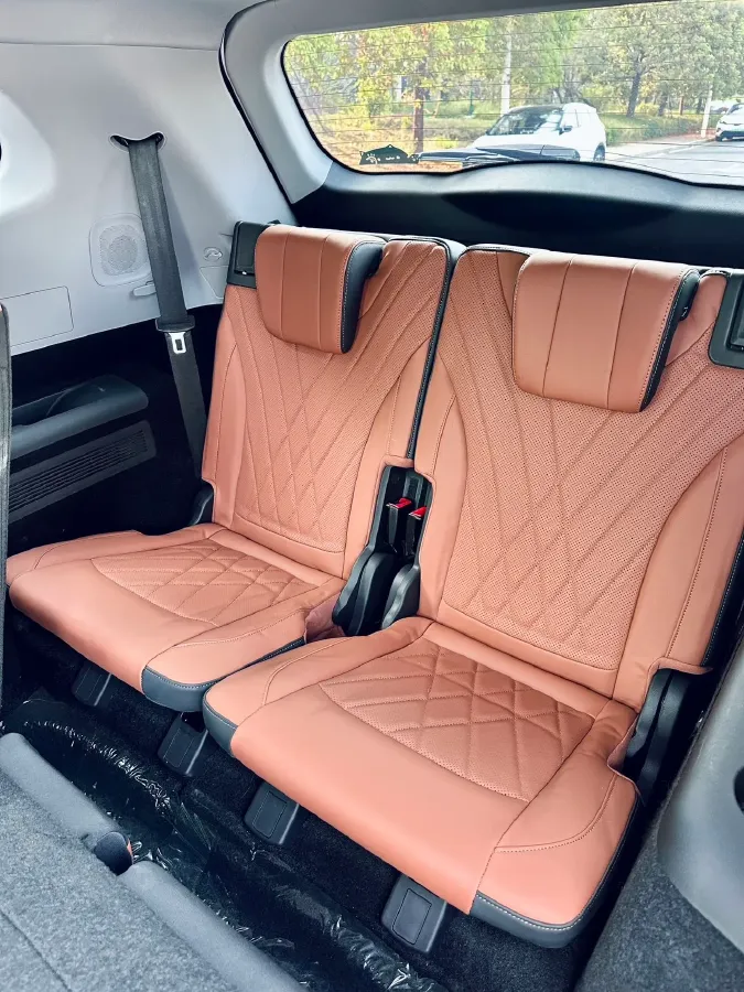 2022 ChangAn CS75 Plus 2.0T 233HP L4 8AT,autocango,china used car exporter,china ev exporter,chinese used car exporter,chinese used ev exporter