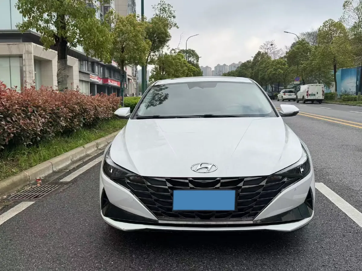 2021 Hyundai Elantra 1.5L 115HP L4 CVT,autocango,china used car exporter,china ev exporter,chinese used car exporter,chinese used ev exporter