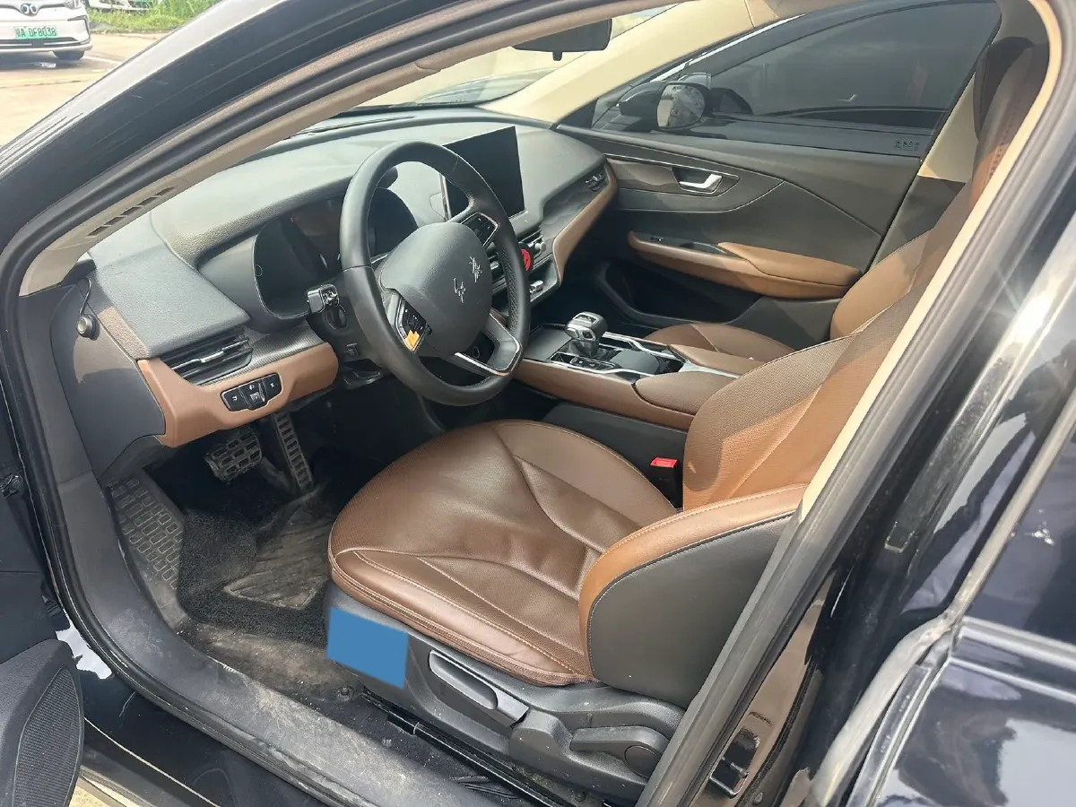 2022 HongQi E-QM5 BEV 56KWH,autocango,china used car exporter,china ev exporter,chinese used car exporter,chinese used ev exporter