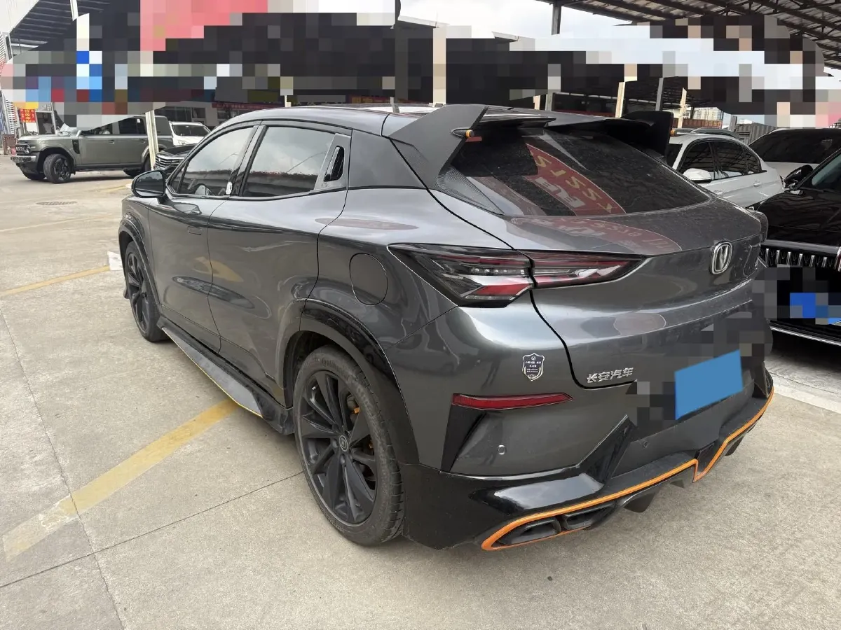 2022 ChangAn UNI-T 1.5T 188HP L4 7DCT,autocango,china used car exporter,china ev exporter,chinese used car exporter,chinese used ev exporter