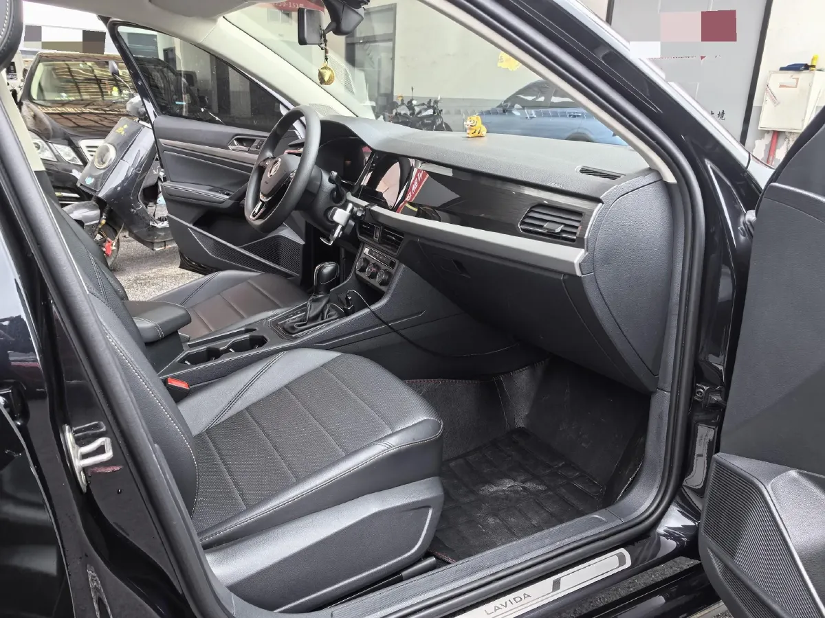 2021 Volkswagen Lavida 1.5L 113HP L4 6AT,autocango,china used car exporter,china ev exporter,chinese used car exporter,chinese used ev exporter