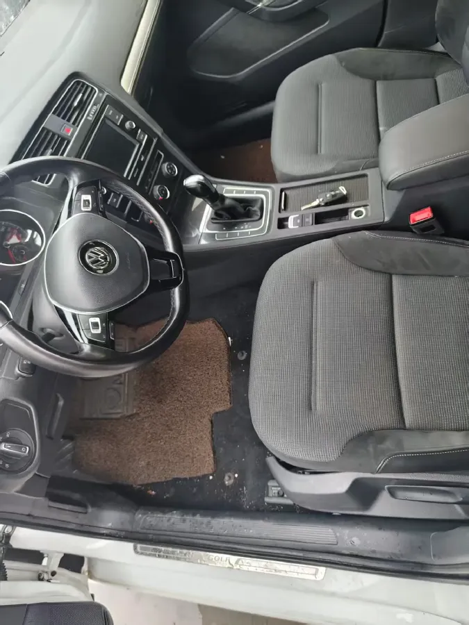 2018 Volkswagen Golf 1.6L 110HP L4 6AT,autocango,china used car exporter,china ev exporter,chinese used car exporter,chinese used ev exporter