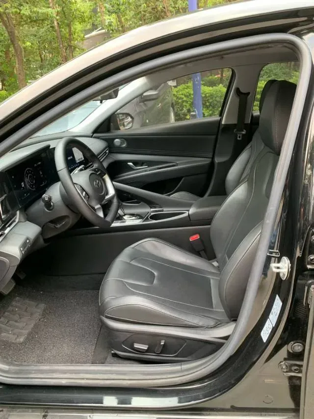 2022 Hyundai Elantra 1.5L 115HP L4 CVT,autocango,china used car exporter,china ev exporter,chinese used car exporter,chinese used ev exporter