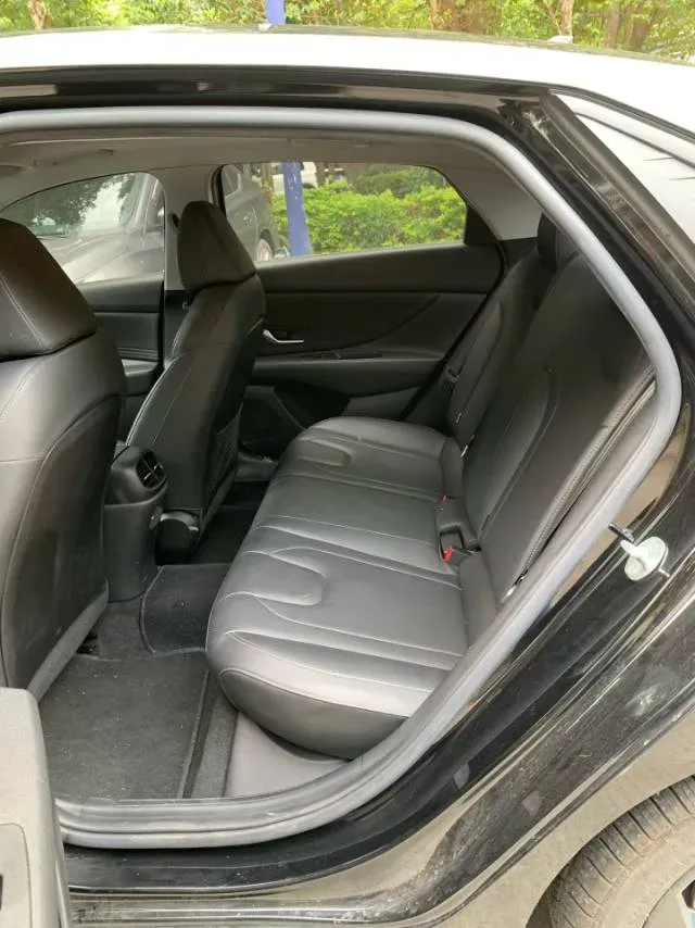 2022 Hyundai Elantra 1.5L 115HP L4 CVT,autocango,china used car exporter,china ev exporter,chinese used car exporter,chinese used ev exporter